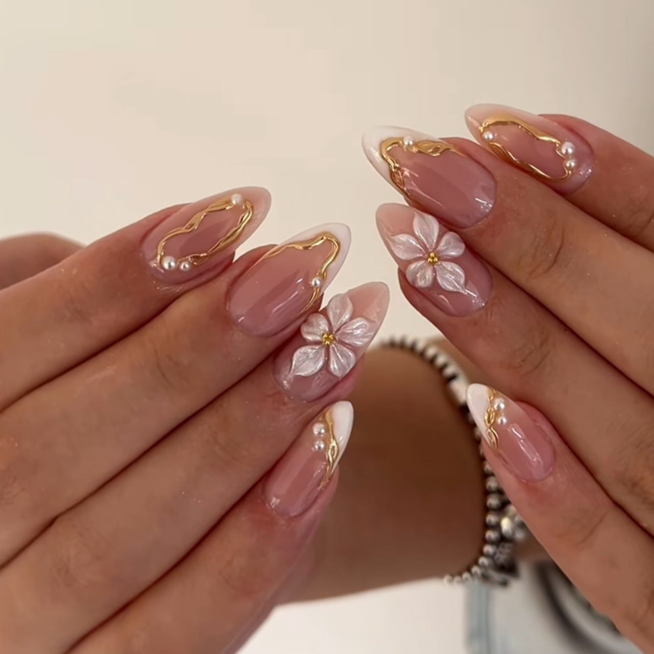 Handmade 3D Sculpted Flower Press-on Nails